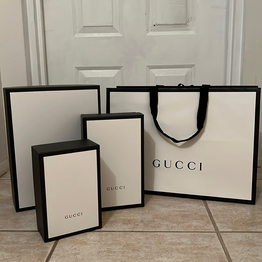 AUTHENTIC Gucci Boxes and big shopping bag